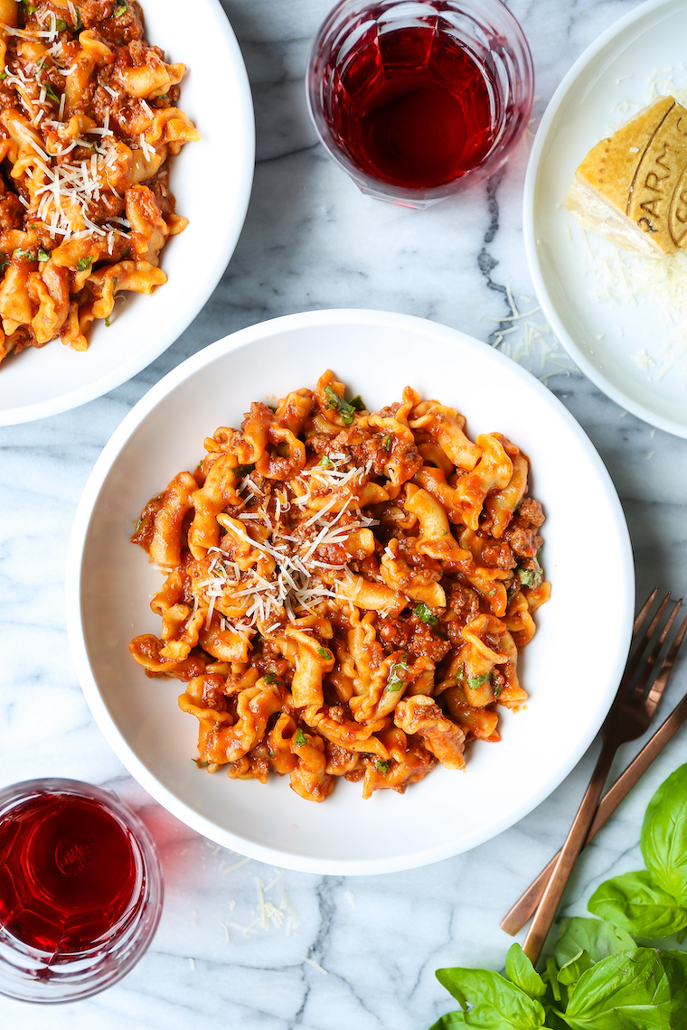 https://workweeklunch.com/wp-content/uploads/2019/10/Instant-Pot-Ground-Beef-and-PastaIMG_9812.jpg