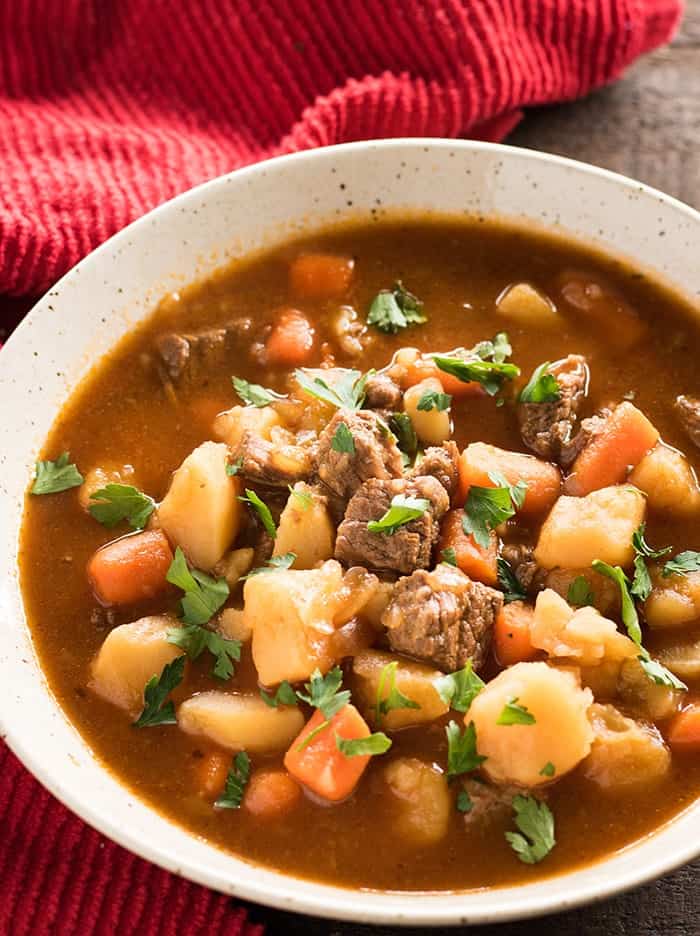 https://workweeklunch.com/wp-content/uploads/2019/10/instant-pot-beef-stew4.jpg