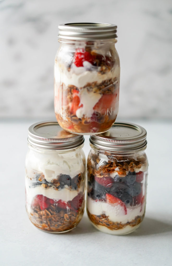 Portable Breakfast–Mason Jar Granola Parfaits – endless appetite