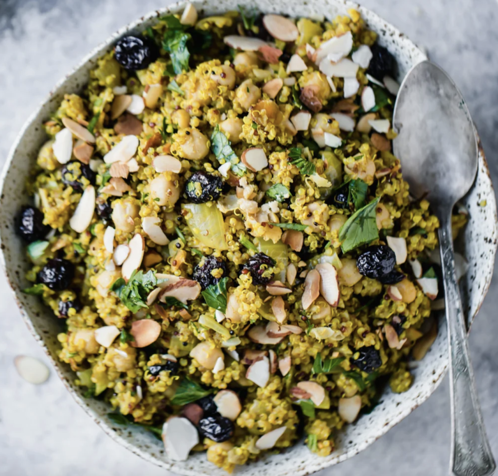 chickpea quinoa salad for meal prep