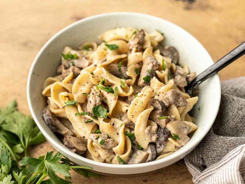 one-pot beef and mushroom stroganoff