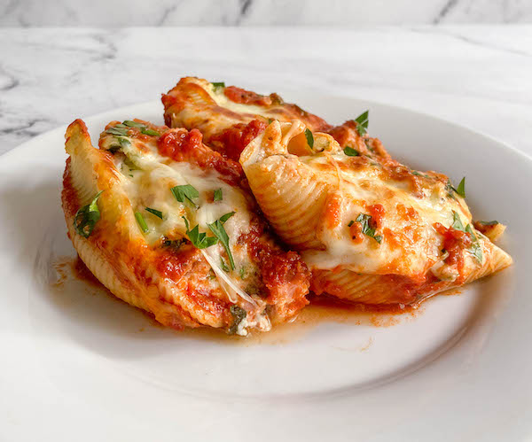 holiday stuffed shells with spinach